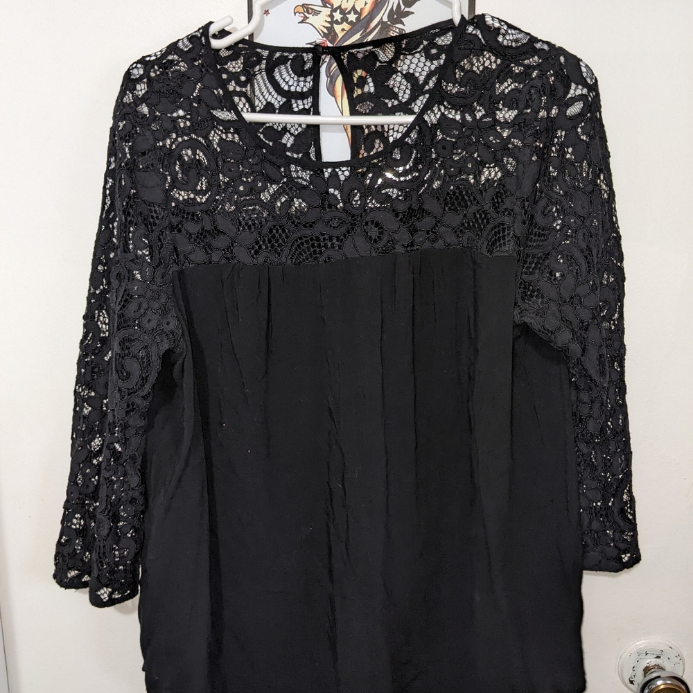 Ladies Lace detailed blouse